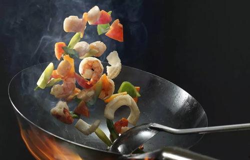 骆驼炒菜视频吃瓜,吃瓜群众围观烹饪新潮流