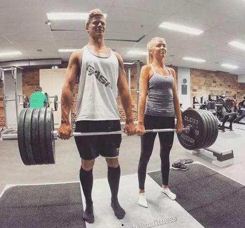 健身情侣吃瓜事件,揭秘健身圈甜蜜秘闻