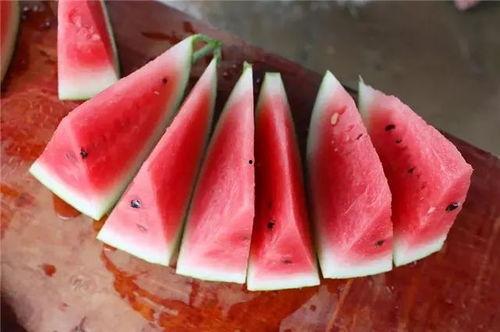 长沙河西吃瓜,夏日吃瓜盛宴，品味生活小确幸